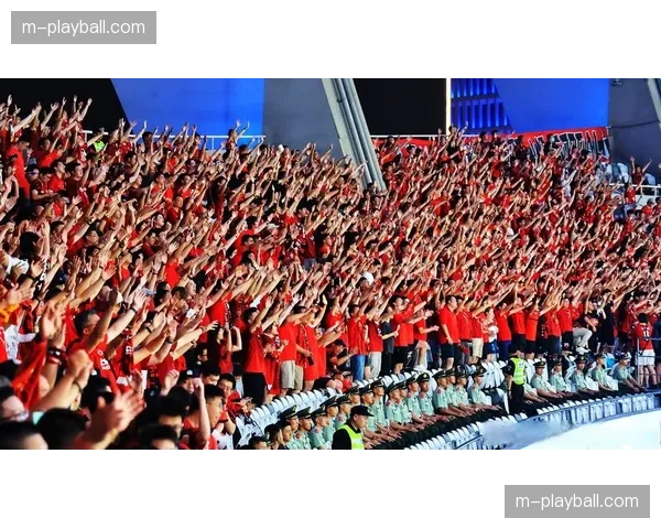 世预赛亚洲区:日本队队长远藤航在终场哨响后,向主场观众鞠躬致意长达一分钟 世预赛亚洲区:日本队队长远藤航在终场哨响后,向主场观众鞠躬致意长达一分钟